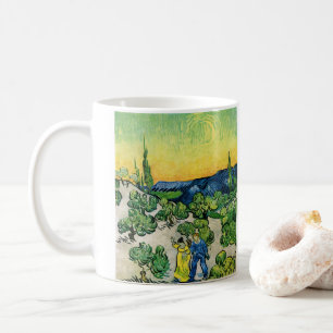 Landschaft mit Couple Walking von Vincent van Gogh Kaffeetasse