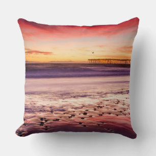 Landschaft und Pier bei Sonnenuntergang, CA Kissen