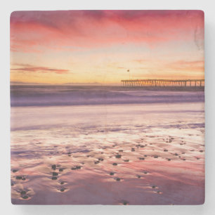 Landschaft und Pier bei Sonnenuntergang, CA Steinuntersetzer