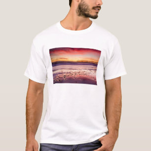 Landschaft und Pier bei Sonnenuntergang, CA T-Shirt