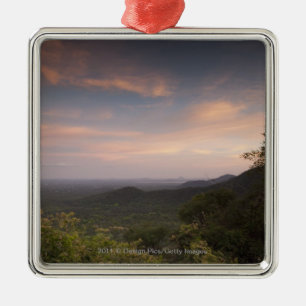 Landschaft unter einem Sonnenuntergang Silbernes Ornament