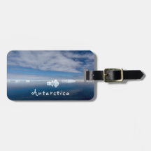 Landschaftlich schwimmendes Foto mit Text