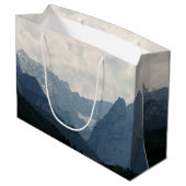 Landschaftliche Alpen Foto Große Geschenktüte (Rückseite Schrägansicht)