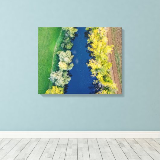 Landschaftliche Landschaft mit See & Bäumen im Her Leinwanddruck (Insitu (Holzboden))