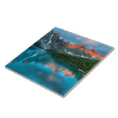 Landschaftliche Landschaftsfotografie über Berg un Fliese (Seite)