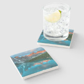 Landschaftliche Landschaftsfotografie über Berg un Steinuntersetzer (Seitenansicht)