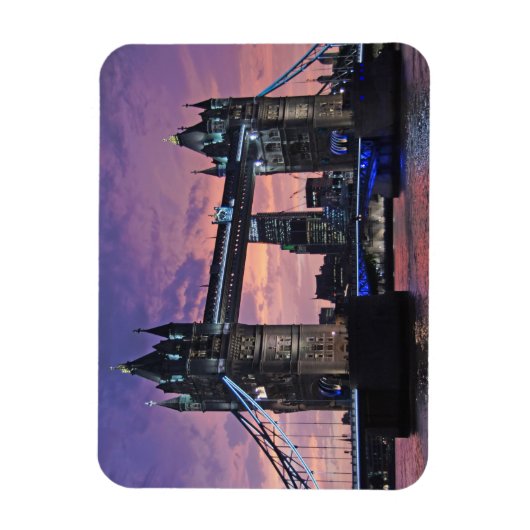 Landschaftliche London Tower Bridge Magnet (Vertikal)