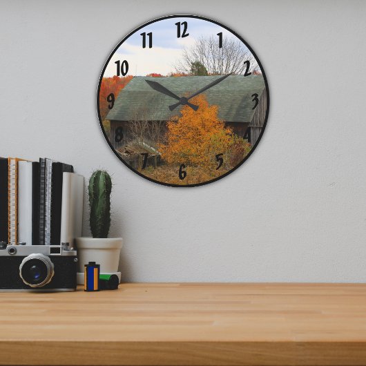 Landschaftliche malerische Herbstfarben Alte Holzf Große Wanduhr