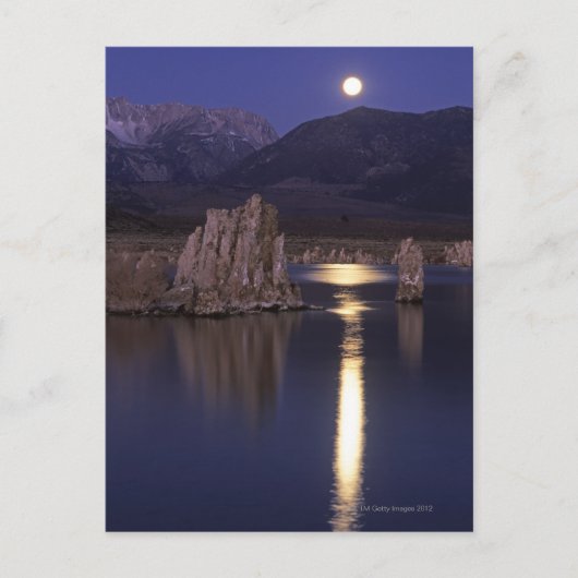 Landschaftliche Sicht auf den Mono See außerhalb v Postkarte (Vorderseite)