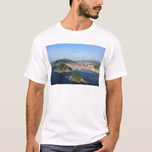 Landschaftliche Sicht auf San Sebastian T-Shirt