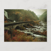 Landschaftliche Wasserfälle und Wälder Postkarte (Vorderseite)