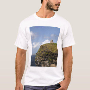 Landschaftlichen Klippen von Moher und O'Briens Tu T-Shirt