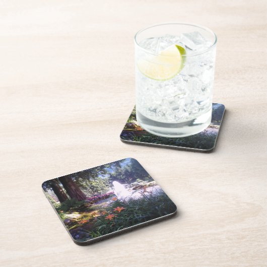 Landschaftlicher Garten mit Wasserbrunnen Untersetzer (Rechte Seite)