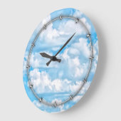 Landschaftlicher Happy Sunny Clouds Hintergrund Große Wanduhr (Winkel)