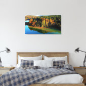 Landschaftlicher Herbstwald neben dem Pflaumenwald Leinwanddruck (Insitu (Schlafzimmer))