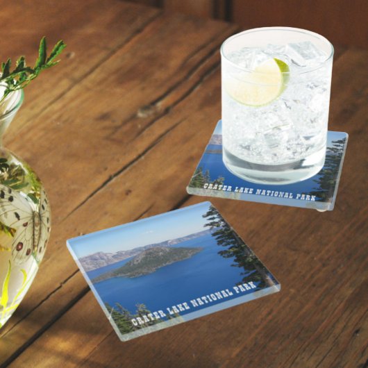 Landschaftlicher Kratersee Nationalpark Glasuntersetzer