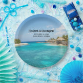 Landschaftlicher tropischer Strand mit strohgedeck Pappteller (Party)