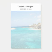 Landschaftlicher tropischer Strand mit strohgedeck Post-it Klebezettel (Vorderseite)