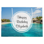 Landschaftlicher tropischer Strand mit Strohhütten Große Geschenktüte (Vorderseite)