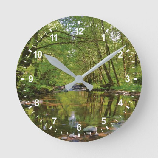 Landschaftlicher Wilson-Fluss Runde Wanduhr (Vorderseite)