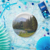 Landschaftliches alpines Forrest und See Pappteller (Party)