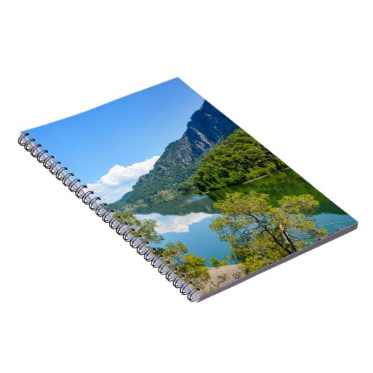 Landschaftliches Foto zur Reflexion über den See Notizblock (Rechte Seite)