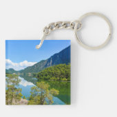 Landschaftliches Foto zur Reflexion über den See Schlüsselanhänger (Rückseite)