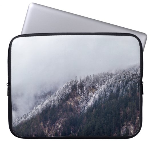 LANDSCHAFTSFOTOGRAFIE DES BERGES LAPTOPSCHUTZHÜLLE (Vorderseite)