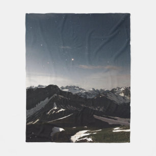 LANDSCHAFTSFOTOGRAFIE VON SCHWARZEM UND WEISSEM BE FLEECEDECKE