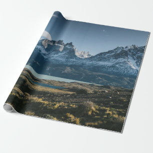 LANDSCHAFTSFOTOGRAFIE VON SCHWARZEM UND WEISSEM BE GESCHENKPAPIER