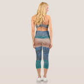 Landschaftshügel: nahtloses Muster. Capri Leggings (Rückseite)