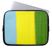 Landschaftswiese Laptopschutzhülle (Vorderseite)