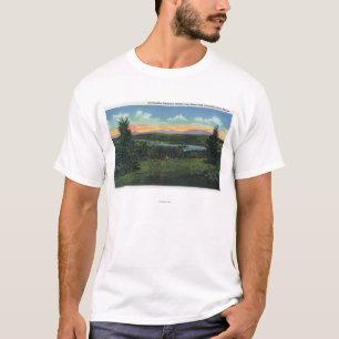 Landsitz-Hügel, der Rangeley Dorf-Szene übersieh T-Shirt
