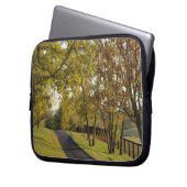 Landstraße durch die Region Bluegrass Kentucky 2 Laptopschutzhülle (Vorderseite Links)