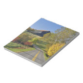 Landstraße durch die Region Bluegrass Kentucky Notizblock (Rotiert)