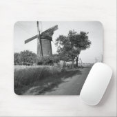 Landstraße und traditionelle Windmühle Mousepad (Mit Mouse)