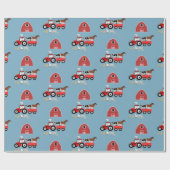 Landtiere & rote Traktor Barnyard Boys Muster Geschenkpapier (Flach)