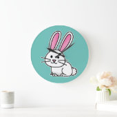 Lange Ohren des glücklichen weißen flaumigen Große Wanduhr (Zuhause)