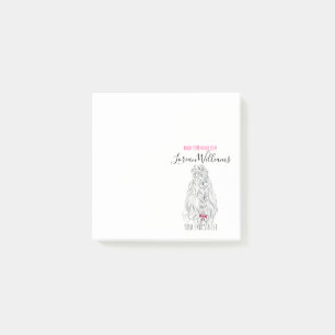 Langes gewelltes Haar mit einem Bogen Post-it Klebezettel