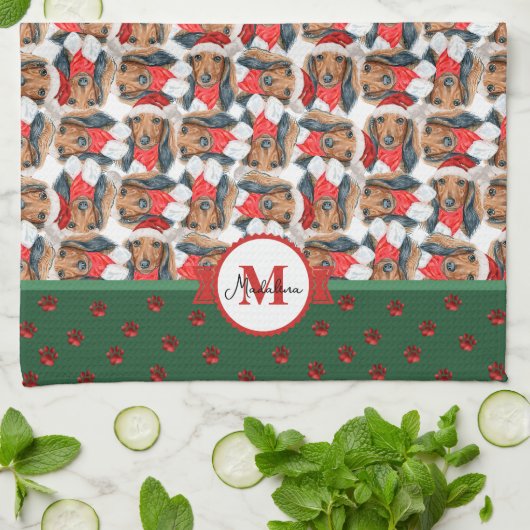 Langhaar Dackel Muster Monogram Weihnachtshund Geschirrtuch (Gefaltet)