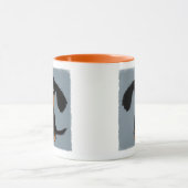 Langhaariger Schwarzer und Tan-Dackel Welpenhund Tasse (Zentrum)