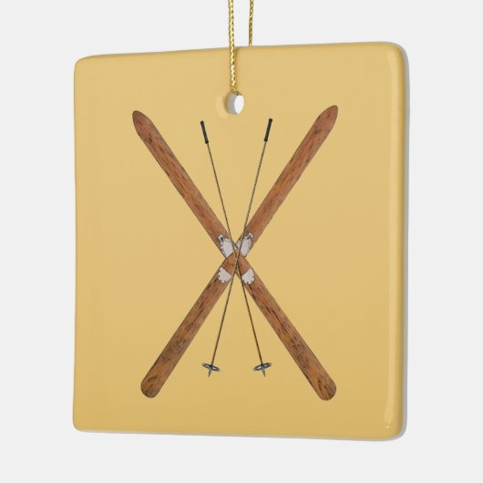Langlaufskier und Polen Keramikornament (Links)
