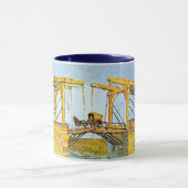 Langlois Bridge bei Arles von Vincent van Gogh Tasse (Zentrum)