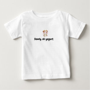Langsam, oh Joghurt Meme Kuh minimalist Kinder T-S Baby T-shirt
