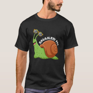 Langsame Schnecke mit Sonnenbrille Slug Fan T-Shirt