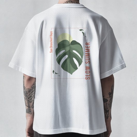 Langsames Sommer Monstera Exemplar T-Shirt