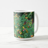 Lantana-Blüten Kaffeetasse (VorderseiteRechts)