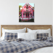 Lanterns and Pink Gingerbread - Martha's Vineyard Leinwanddruck (Insitu (Schlafzimmer))