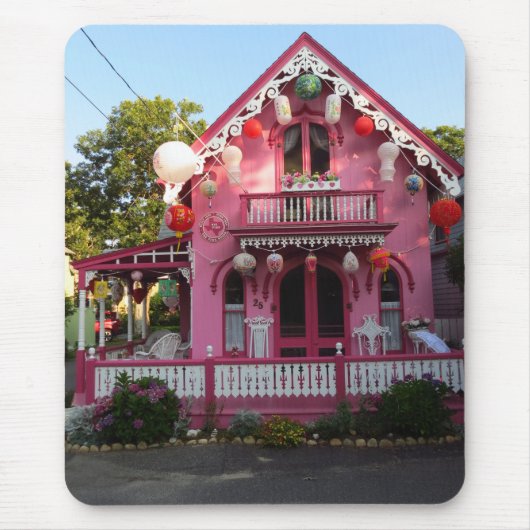 Lanterns and Pink Gingerbread - Martha's Vineyard Mousepad (Vorne)