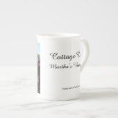 Lanterns and Pink Gingerbread - Martha's Vineyard Porzellantasse (Vorderseite Rechts)